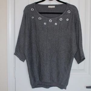 Retrology Grey top Size M B3